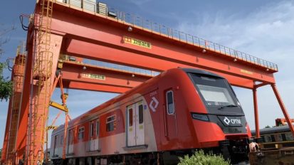 衛(wèi)華起重承擔南美首條機場城軌組裝任務！